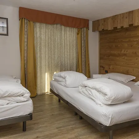 Hotel Clotes Oulx Extérieur photo
